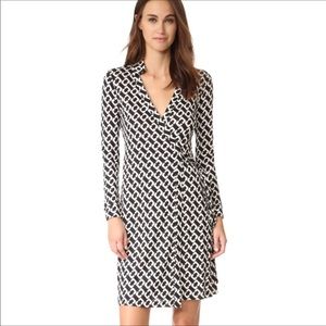 DVF “New Jeanne Two” Long Sleeve Wrap Dress NWT